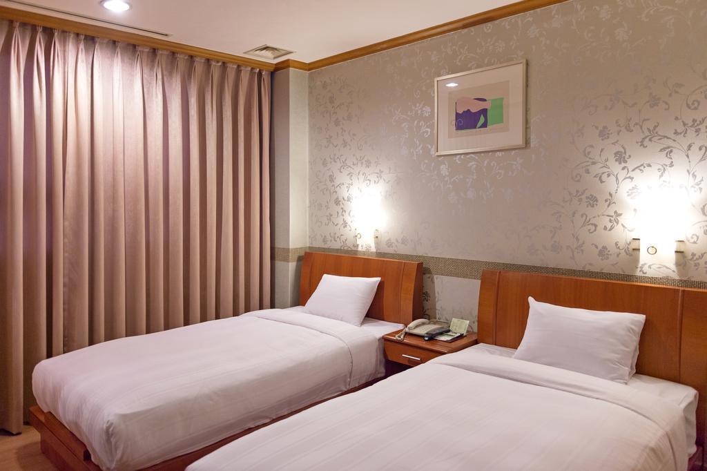 Gwangju Prado Hotel Gwangju Metropolitan City Екстер'єр фото