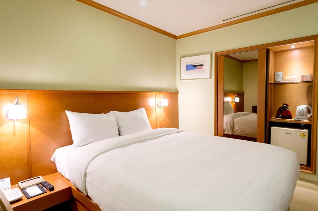 Gwangju Prado Hotel Gwangju Metropolitan City Екстер'єр фото